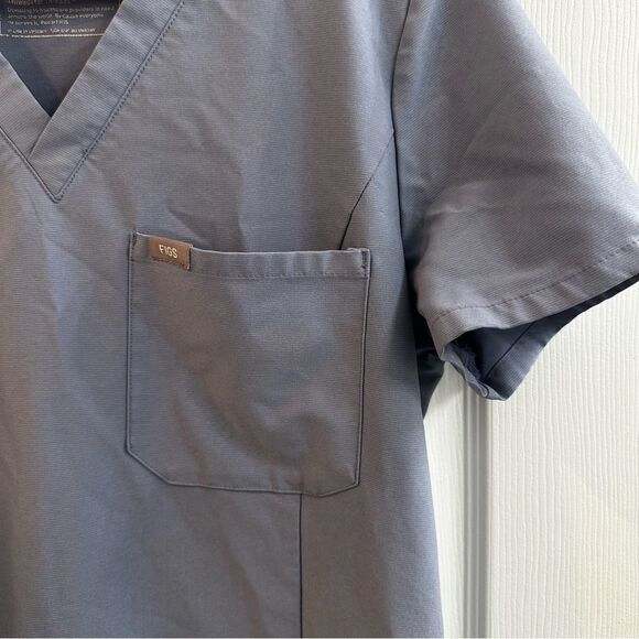 Figs Catarina One Pocket Scrub top vapor blue slim fit size M - Picture 5 of 8